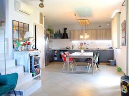 Villetta a schiera di testa Residenziali in vendita