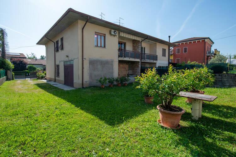 Villa bifamiliare Residenziali in vendita