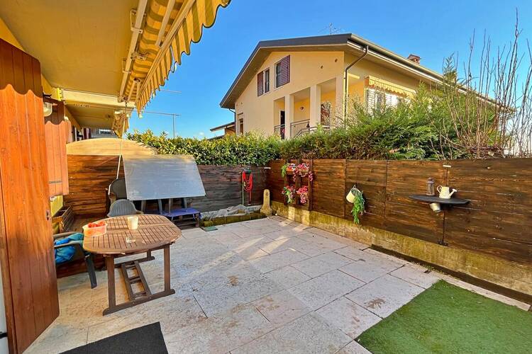Villetta a schiera di testa Residenziali in vendita