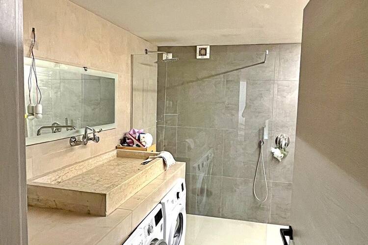 Casa semi indipendente Residenziali in vendita