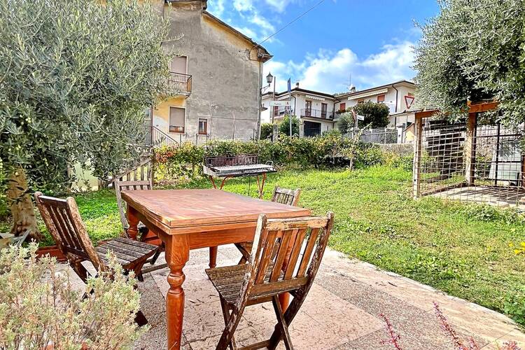 Casa semi indipendente Residenziali in vendita